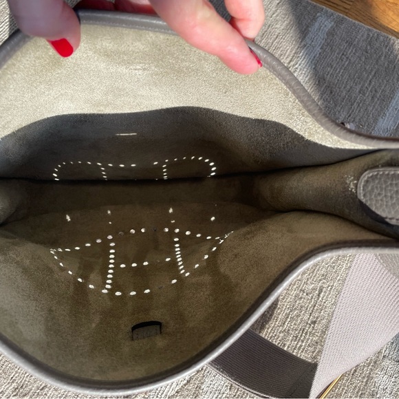 Hermes Evelyne pocket III 29 Bag - Picture 8 of 10